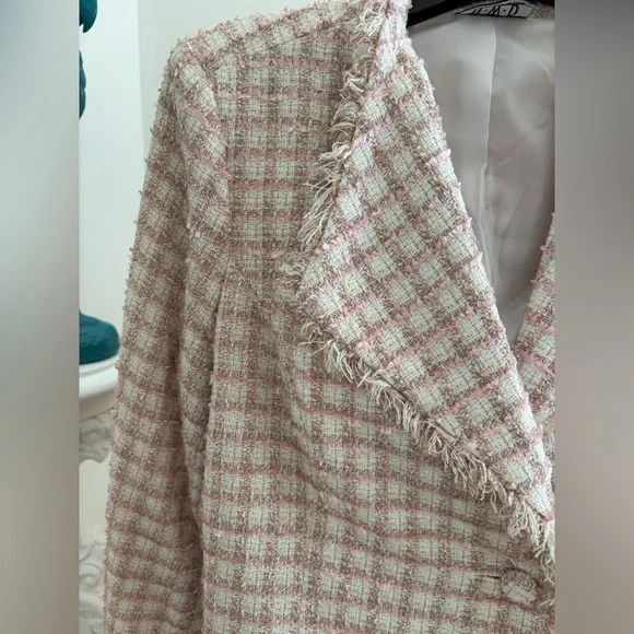 Pink & Cream Tweed Frayed-Trim Blazer Jacket - Picture 4 of 13
